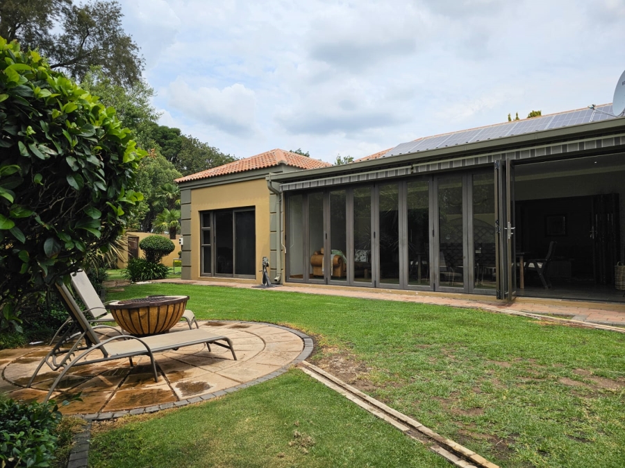5 Bedroom Property for Sale in Jim Fouchepark Free State
